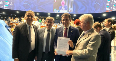 Presidente da Câmara recebe Instituto Mosap e Sinafresp e reforça análise sobre apensamento das PECs 6/2024 e 555/2006